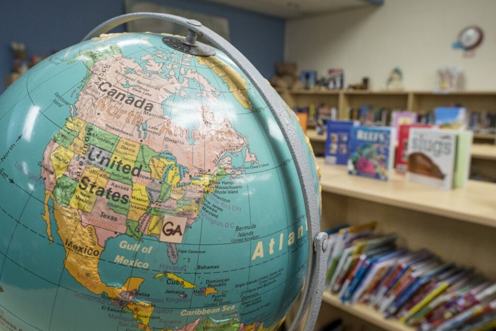 globe classroom education